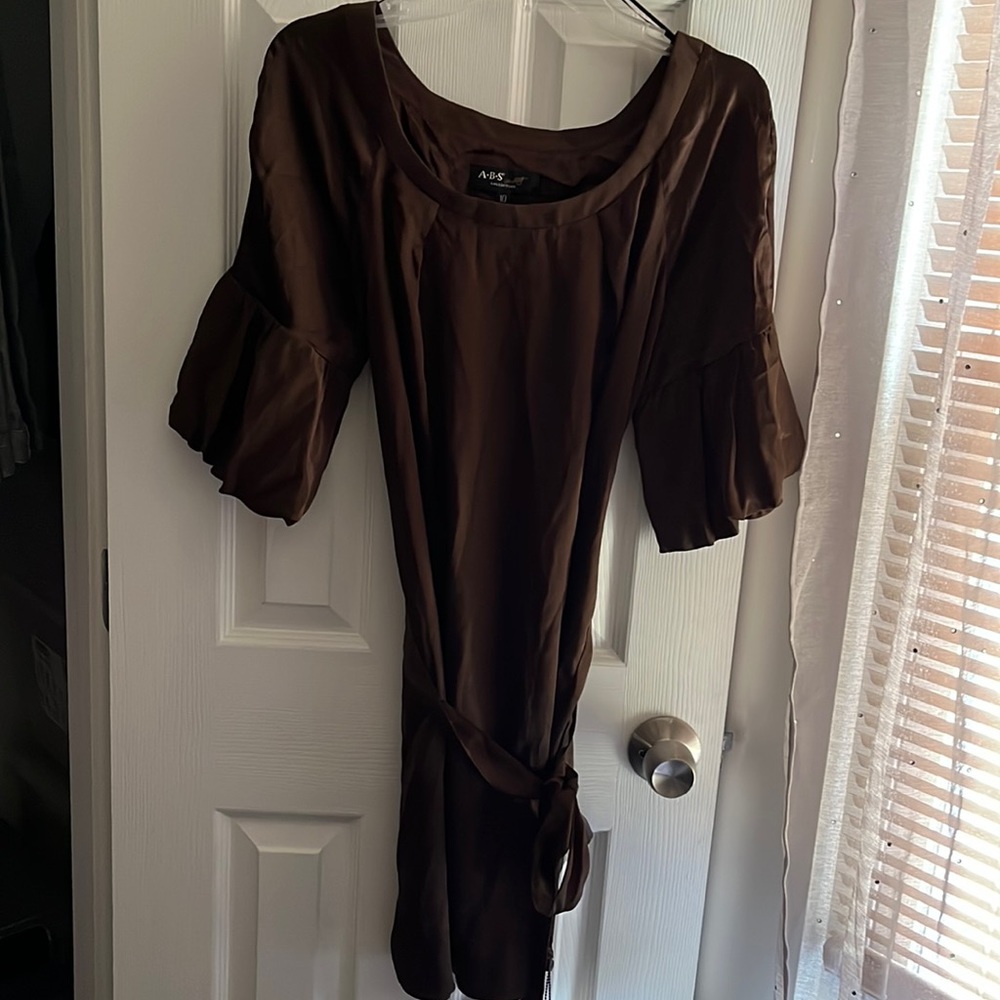 Woman’s ABS Collection NWT dress. Size 10 color brown.